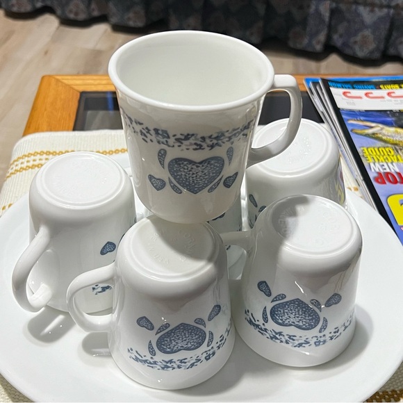 Corelle USA - Picture 2 of 2